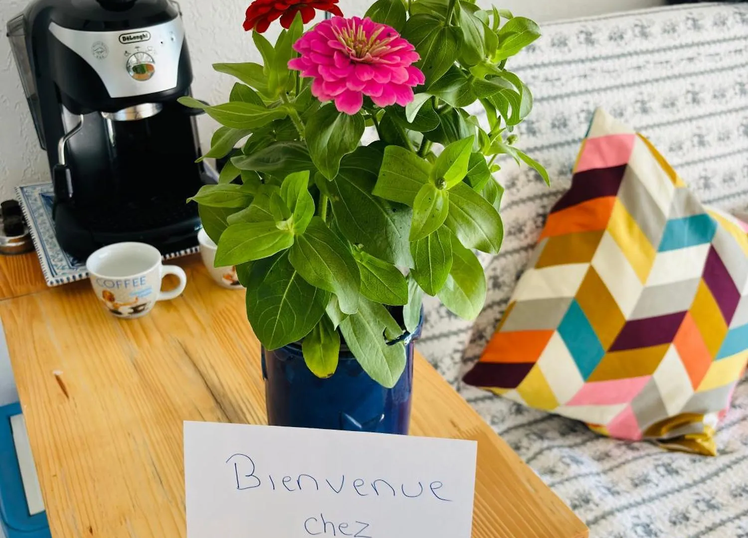 Chez Mamie Paulette, Clim Et Piscine, A 3 Minutes A Pied De La Plage Sanary-sur-Mer 0*,  France