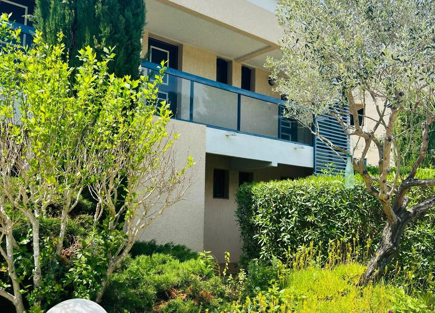Appartement Chez Mamie Paulette, Clim Et Piscine, A 3 Minutes A Pied De La Plage Sanary-sur-Mer