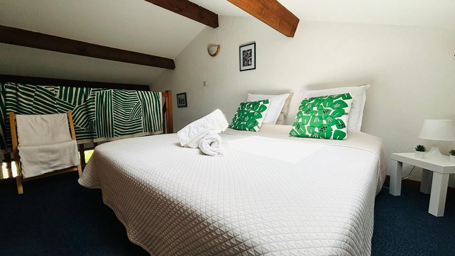 Chez Mamie Paulette, Clim Et Piscine, A 3 Minutes A Pied De La Plage Sanary-sur-Mer Appartement